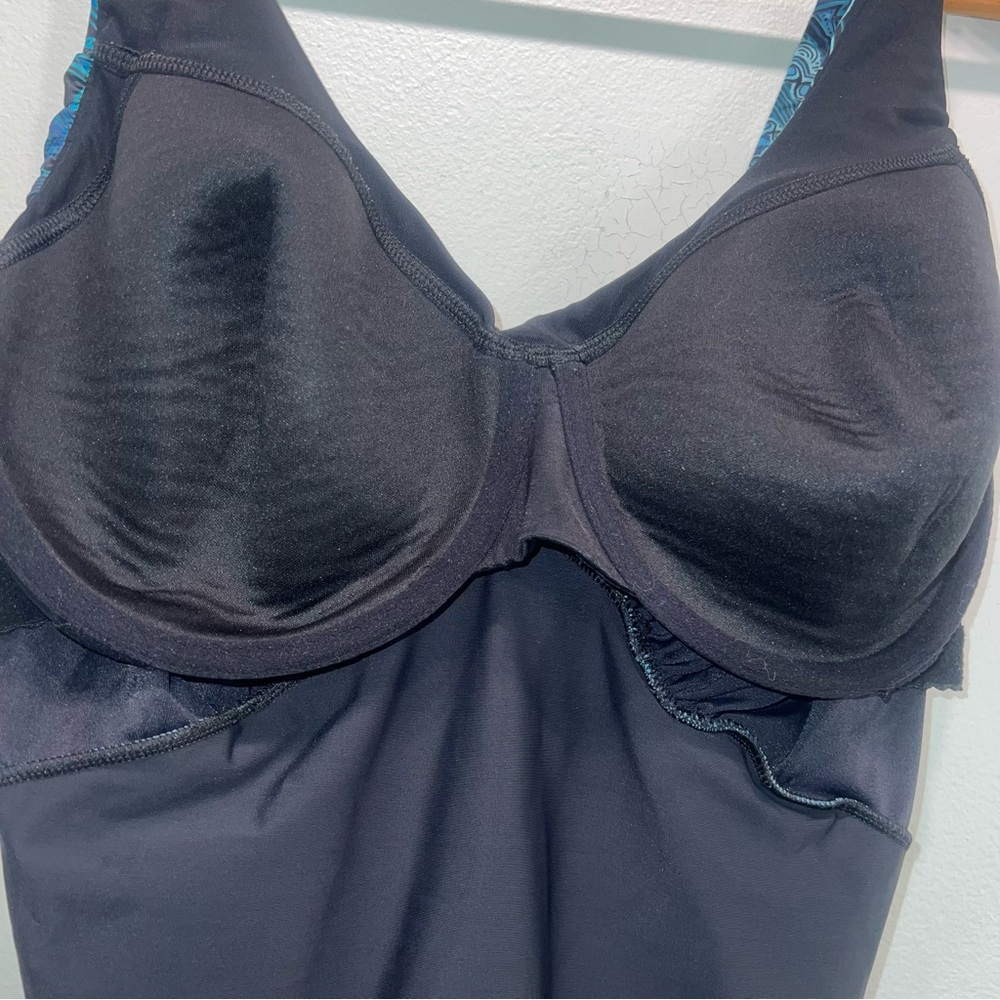 Lands End Swim Dress Women 16W Blue Black Paisley Slimming Underwire Bra - Picture 8 of 10